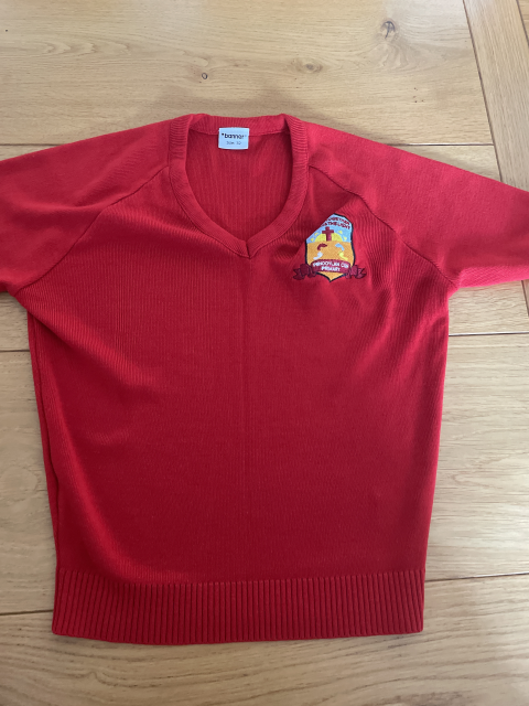 Red Pendoylan jumpers x 3